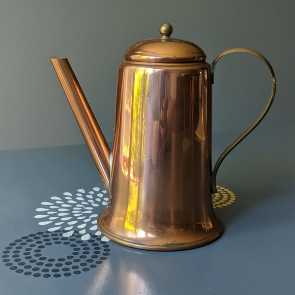 Copper pitcher - Picture 1 of 5